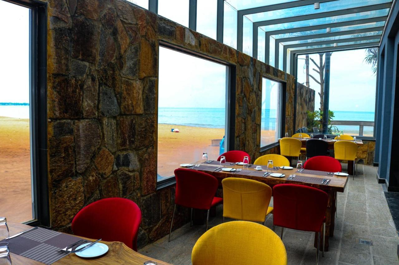 Hotel Earl'S Regent Negombo Exterior foto